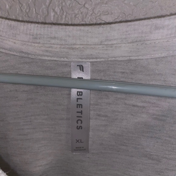 Fabletics Cropped Raglan Tee - Picture 2 of 3